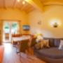 Wohnküche im Apartment Tirol im Romantik Aparthotel Sonnleitn