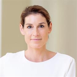 Hautärztin Dr. Johanna Latzka