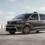 Rein elektrisch angetriebenes Nutzfahrzeug Toyota Proace Verso Electric erhältlich bei Ihrem Autohaus Seiwald in St. Johann in Tirol.