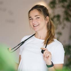 Dr. Lisa Veith-Gruber