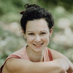 Dein Yoga Space mit Stefanie