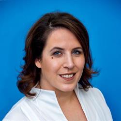 Dr. Elisabeth Geyer