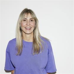 Dr. Carina Wick