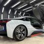 i8