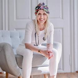 Dr. Helene Atalla - Internistin, Mikrobiom und Ayurveda