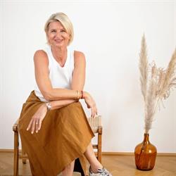 Holiztic Health - Liz Gonano