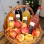 Frische Äpfel und naturtrübe Säfte im regionalen Delikatessen Shop des Wiener Genussladens. Wir setzen auf Qualität direkt vom Erzeuger für unsere Kunden in Wien-1060.