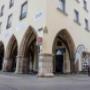 Außenansicht von Chair Massage in Wiener Neustadt am Hauptplatz – Ihr Massagestudio für Walk In Massage und Massage ohne Termin.