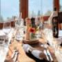 Saal mit Panoramablick