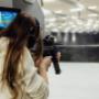 Training am modernen Indoor Schießstand im FOCUS Jagd- und Schießsportzentrum in Traiskirchen – ideal für Schusswaffen Training und Schießen lernen für Anfänger.