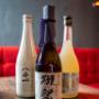 "Exklusive Auswahl in der Kibo Sake Bar Wien: Dassai 23 und Choya Yuzu. Genieße japanische Spezialitäten und Drinks in entspannter Atmosphäre – perfekt für dein Afterwork in Wien."