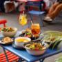 Bunte Auswahl an Bowls, Suppe & Antipasti mit Spritz im Schanigarten vom PLAIN Vienna. Perfekt für Brunch, Lunch oder Afterwork in 1090 Wien – frische, kreative Küche am Alsergrund.