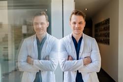 OA Dr. Peter Ambrozy