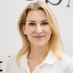 Dr. Birgit Karle