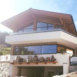 Stockis Mountain Destillerie & Living
