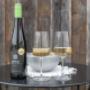 Weingut Greindl | Weinflasche mit Gläsern