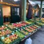 Frische Äpfel aus der Region bei Alles frisch in Baden bei Wien am Grünenmarkt.