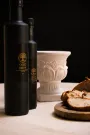 olivenoel-flasche-schwarz-hochqualitativ.jpg