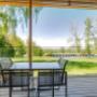Balkon mit Blick ins Grüne im Hotel Ottenstein - Das Wohlfühlhotel in Rastenfeld – Ihr ruhiges Naturhotel im Waldviertel für erholsamen Urlaub.